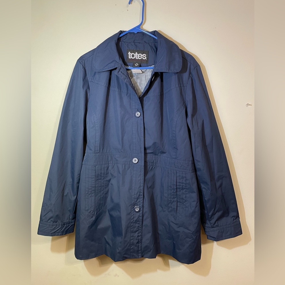 Totes Women’s X-Large Rain Coat Blue Button up‎ with front pockets vintage.